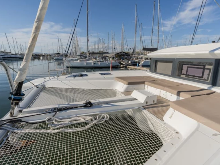 Yacht charter Nydri cheap Lagoon 50