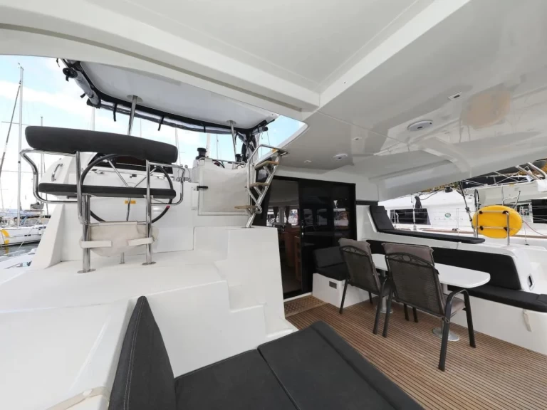 Catamaran rental in Primošten - Lagoon Lagoon 42