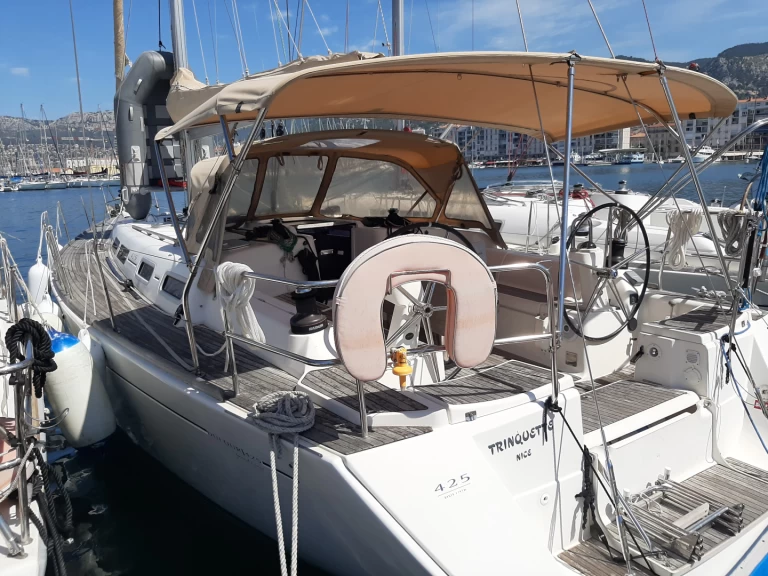 Dufour Dufour 425 Grand Large charter bareboat or captained in  Toulon