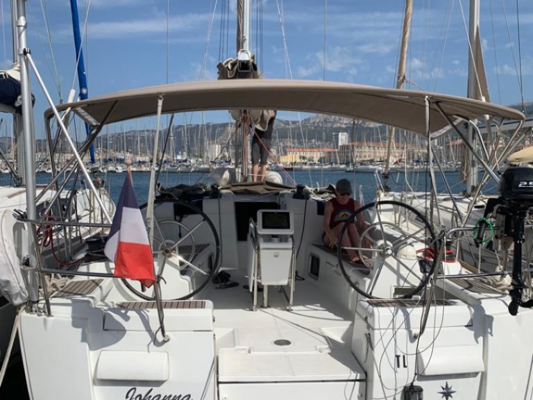 Rent a Jeanneau Sun Odyssey 439 Toulon