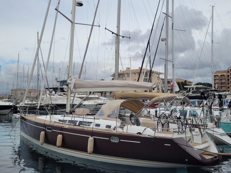 Sailboat rental in Toulon - Jeanneau Sun Odyssey 49