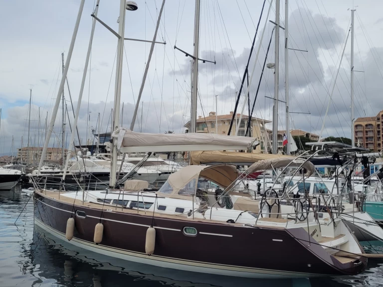 Sailboat rental in Toulon - Jeanneau Sun Odyssey 49