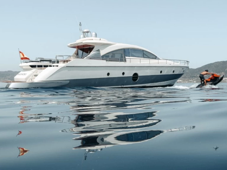 Yacht charter Palma de Mallorca cheap Aicon 72 SL