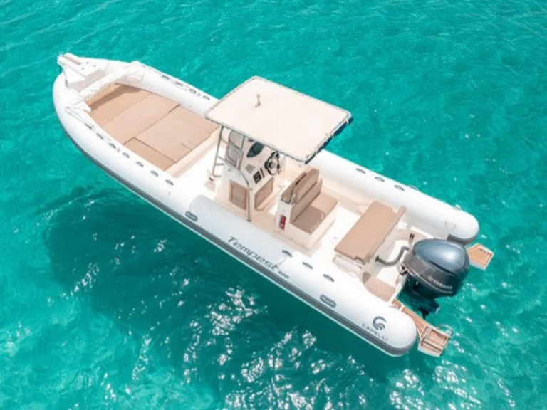 Motorboat rental with or without captain  Poltu Quatu