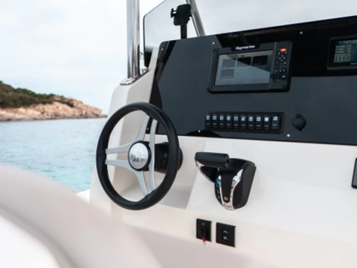 Bareboat Rental Motorboat  with a boat licence