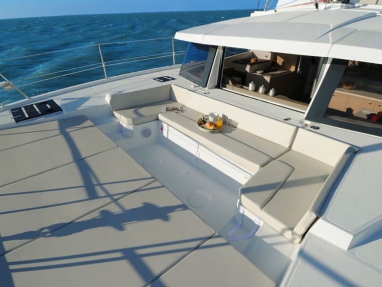 Catamaran for rent Nettuno at the best price