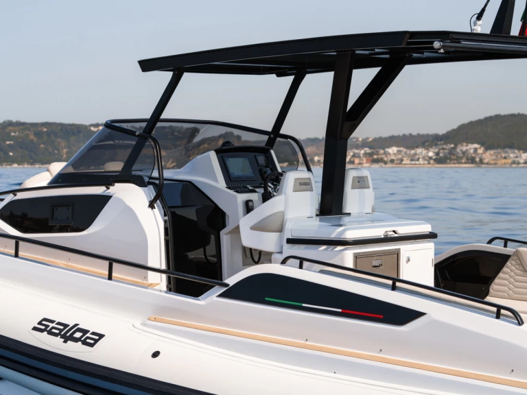 Salpa Salpa Soleil 40 in Juan-les-Pins on SamBoat