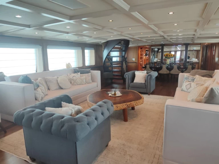 Luxury Yacht rental with or without captain  Alimos