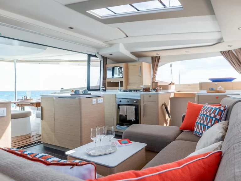 Boat rental Fountaine Pajot FP 44 in Gouvia on Samboat