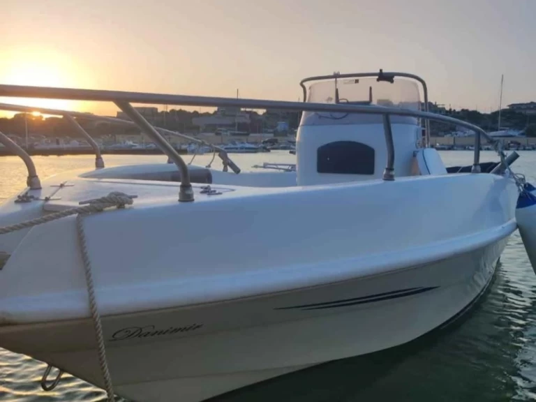 acqua viva 19 charter bareboat or captained in  Acitrezza