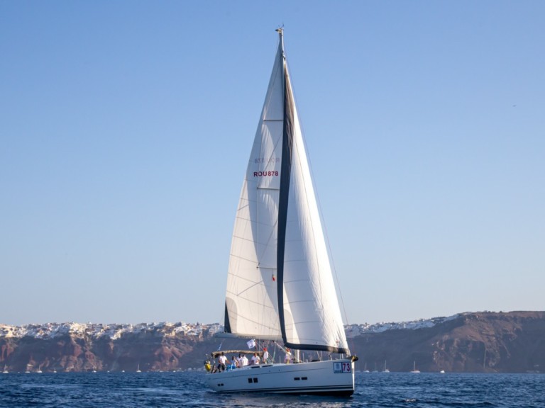 Rent a Hanse Hanse 575 Piraeus