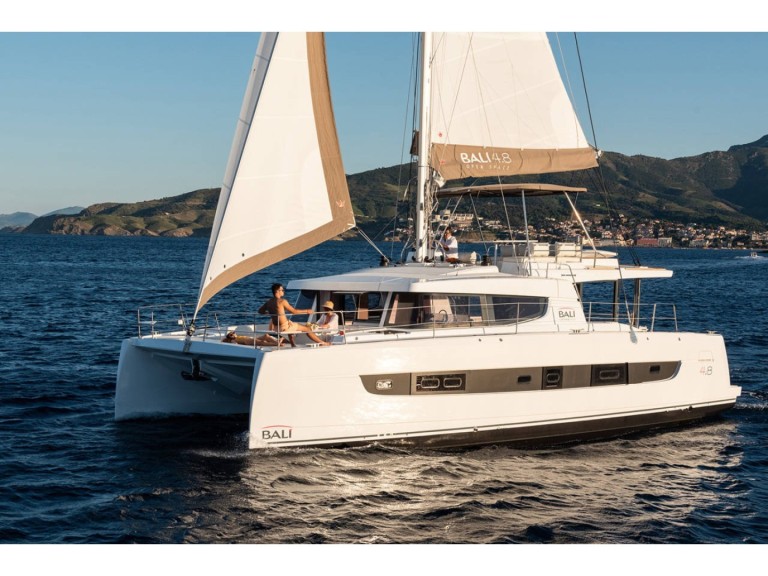 Bali Bali 4.8 Vitamine charter bareboat or captained in  Capo d'Orlando
