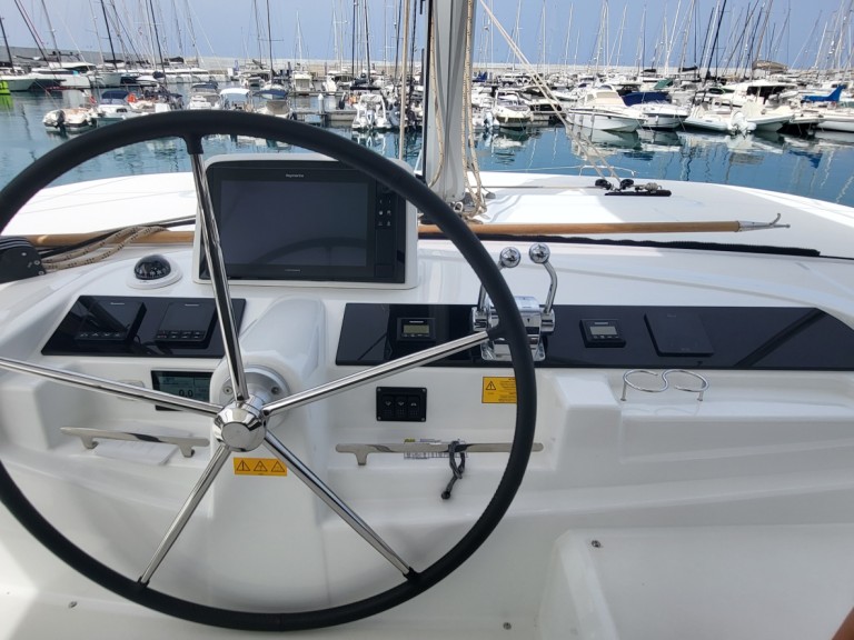 Rent a Lagoon Lagoon 46 Rio Marina