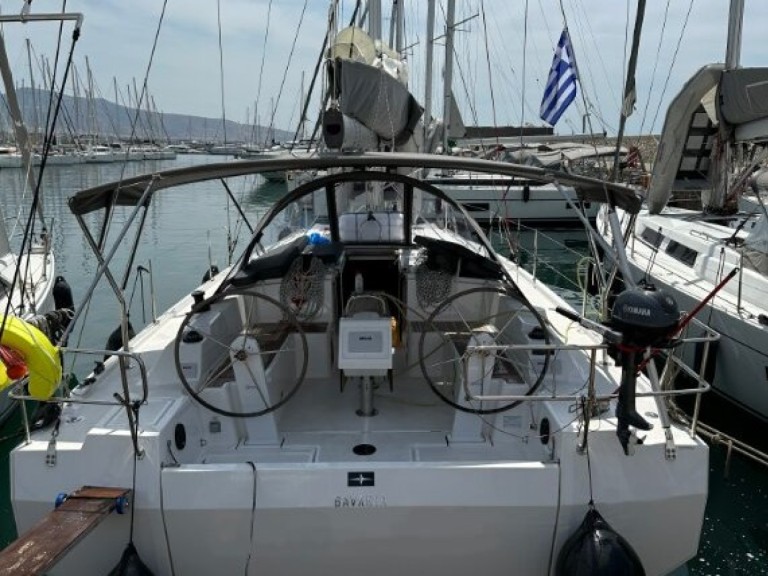 Rent a Bavaria Bavaria C42 Alimos