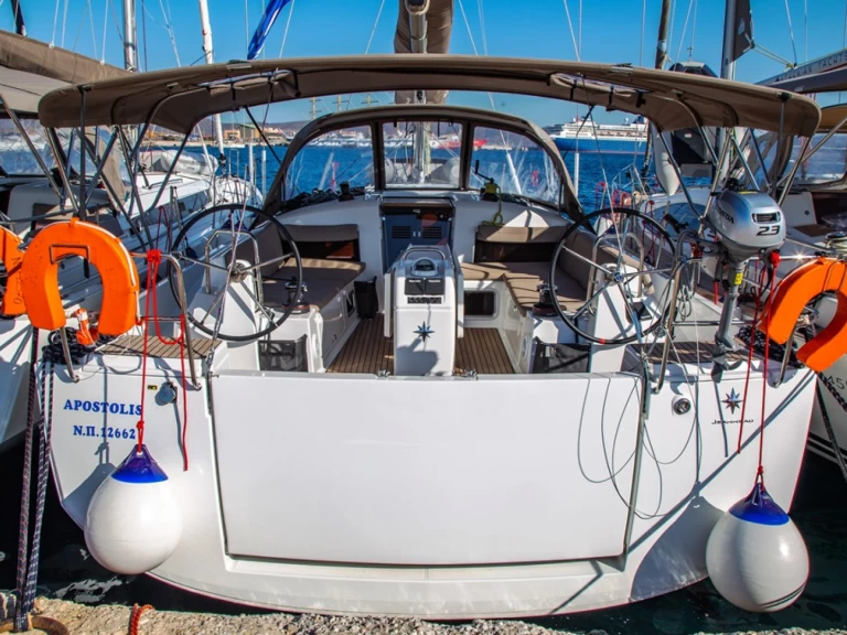 Sailboat rental with or without captain Jeanneau Zakynthos (Island)