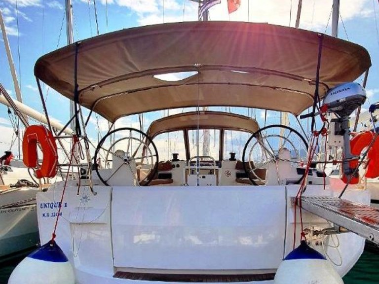 Boat rental Jeanneau Sun Odyssey 519 in Piso Livadi on Samboat