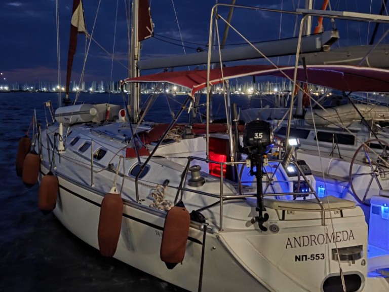 Bareboat Rental Sailboat Dufour with a boat licence