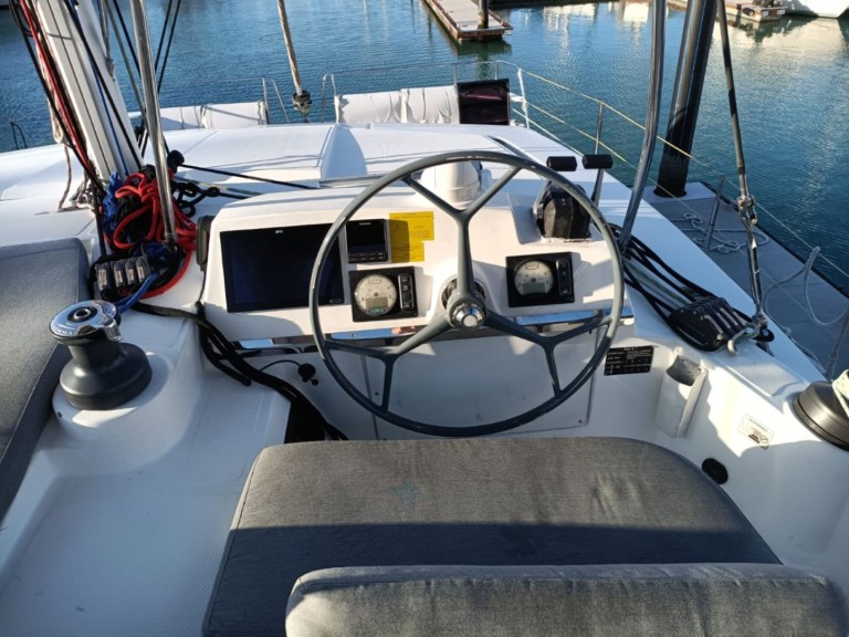 Catamaran rental with or without captain Bali La Paz