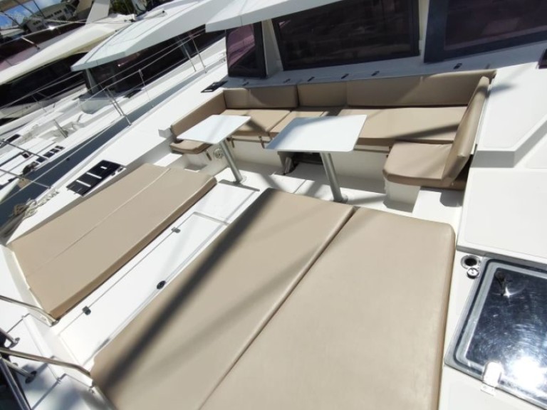 Bali Bali 4.3 in Le Marin on SamBoat