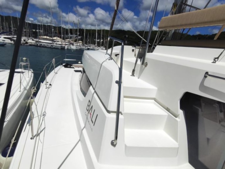Catamaran for rent Le Marin at the best price