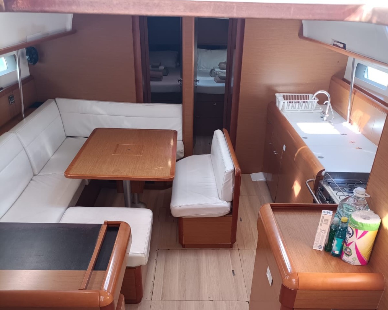 Rent a Sailboat Jeanneau Sun Odyssey 519 in La Paz (ZANZIBAR 2