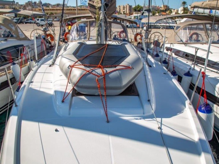 Jeanneau Sun Odyssey 440 in Zakynthos (Island) on SamBoat