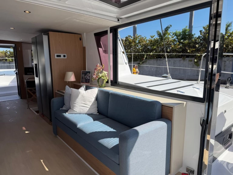 Yacht charter Marsh Harbour cheap Bali 4.6