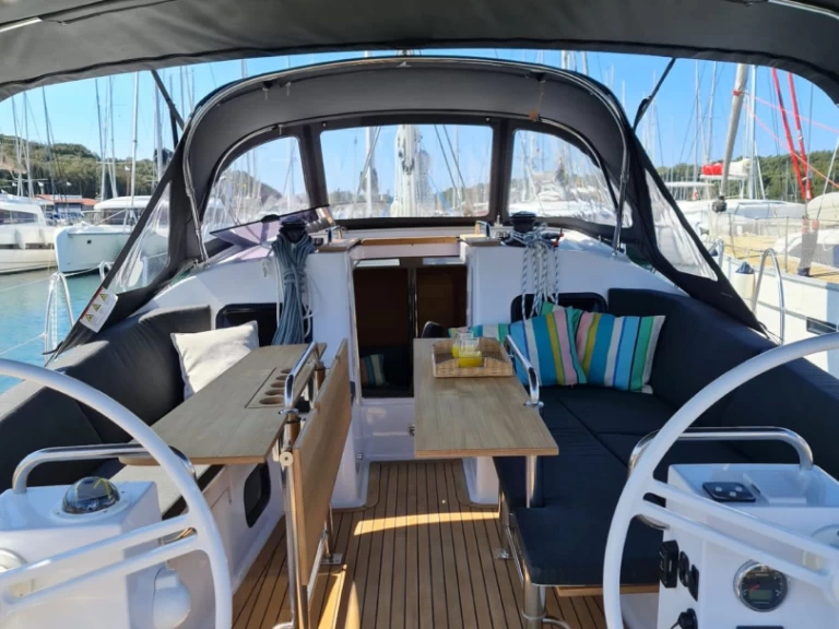 Elan Impression 45.1 in Trogir on SamBoat