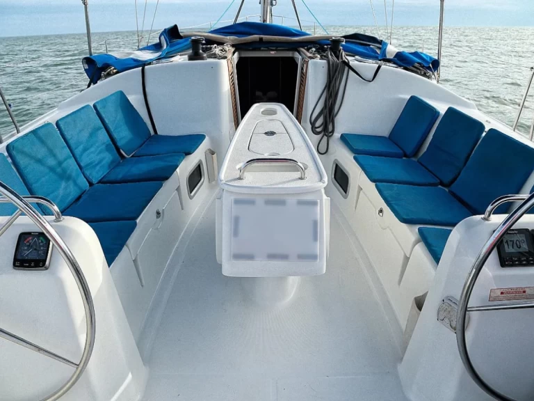 Yacht charter Préveza cheap Cyclades 43.4