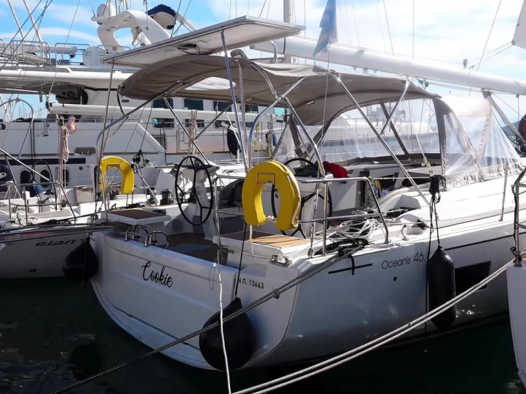 Bareboat Rental Sailboat Bénéteau with a boat licence