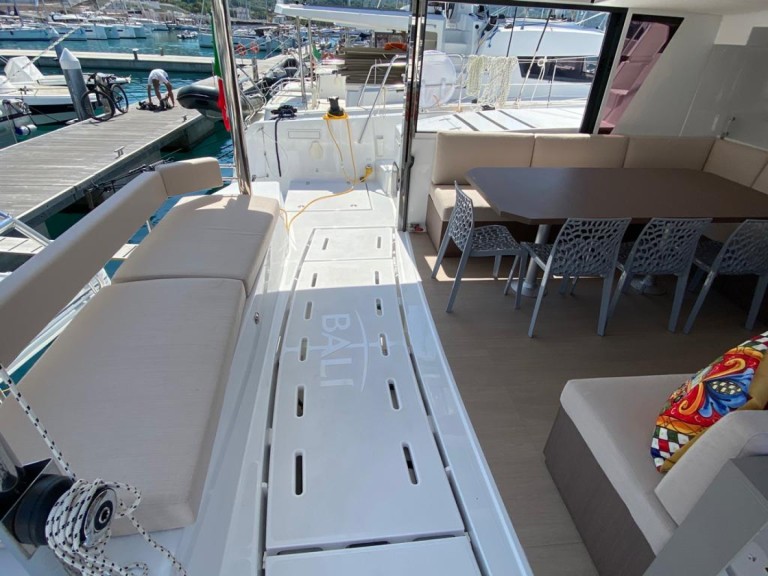 Bali Bali 4.6 charter bareboat or captained in  Baie de Marigot