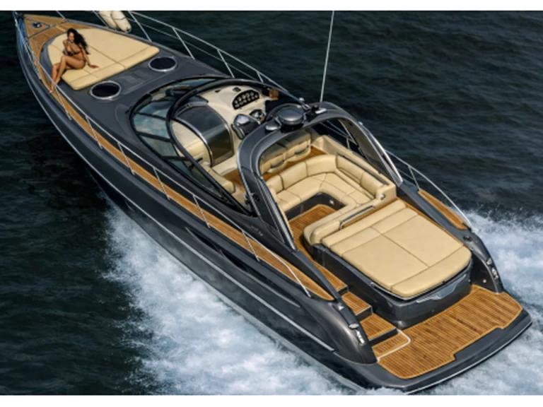 Luxury Yacht rental in Ornos - Cranchi Mediterranee 44