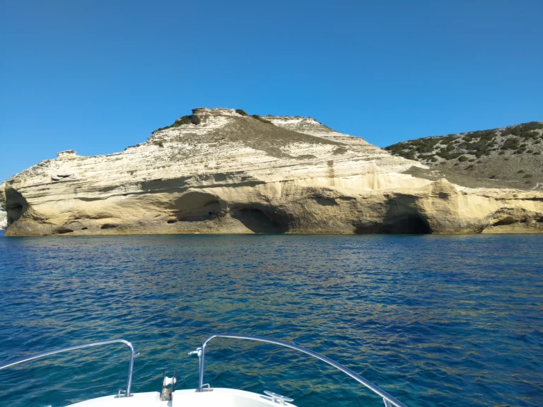 Rent a Jeanneau Cap Camarat 6.5 CC Serie 3 Porto-Vecchio