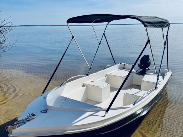 Boat rental Ultramar Texas 420 in Cazaux on Samboat