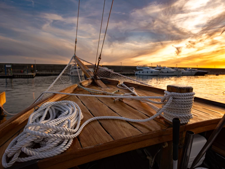Bareboat Rental Motorboat SIMEONI with a boat licence