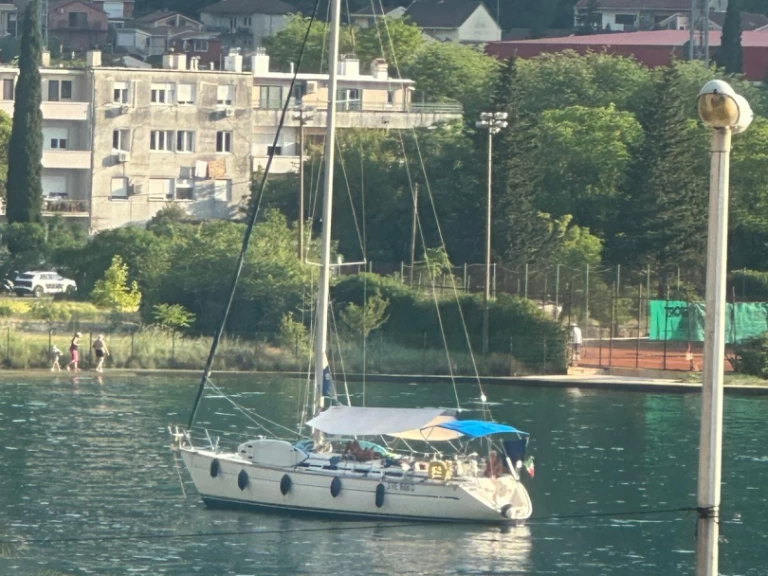 Bavaria Bavaria 42 charter bareboat or captained in  Montenero di Bisaccia