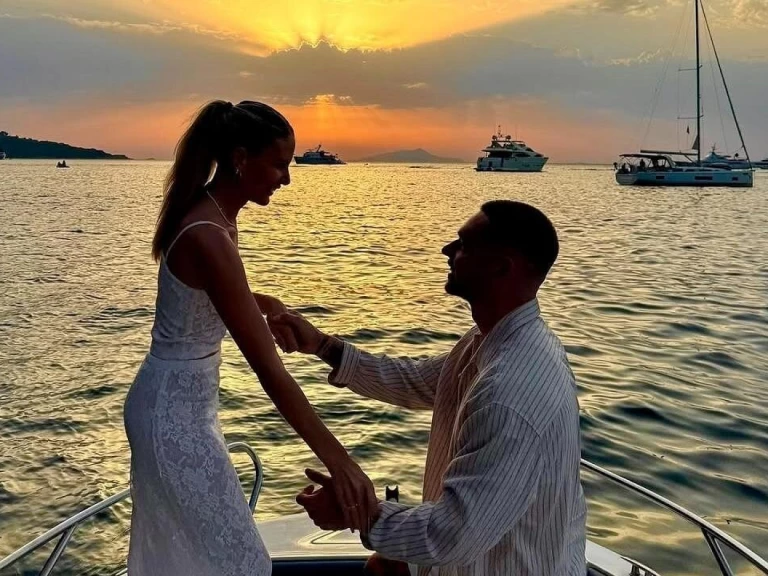 Motorboat rental with or without captain Barqa Sorrento