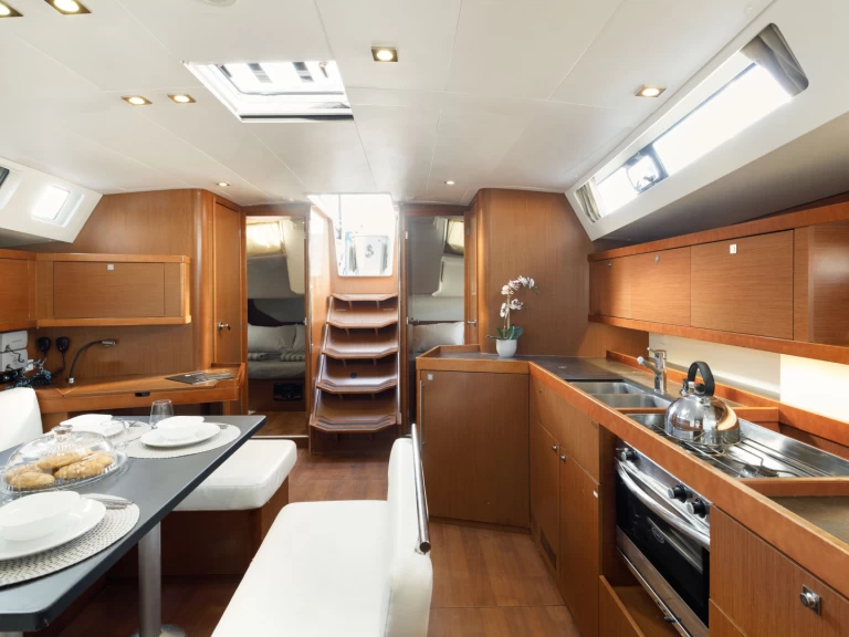 Yacht charter Rhodes (City) cheap Oceanis 45/3