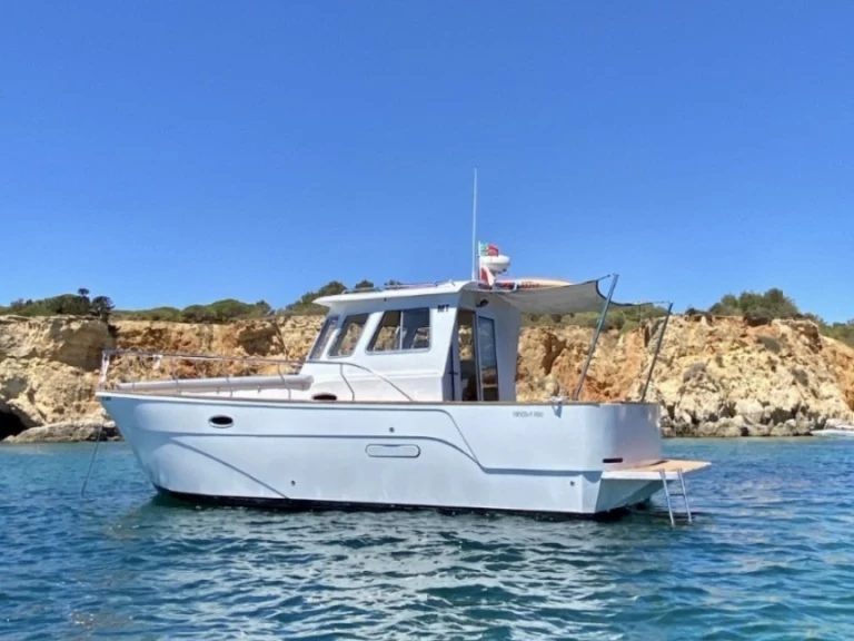 Yacht charter Marina de Portimão cheap 980