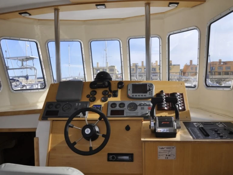 Boat rental Ribera 980 in Marina de Portimão on Samboat