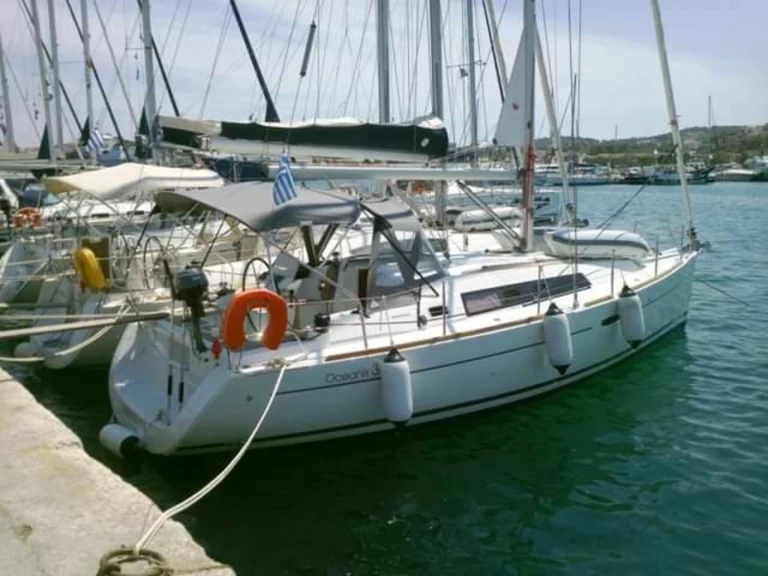 Sailboat rental with or without captain Bénéteau Néa Péramos