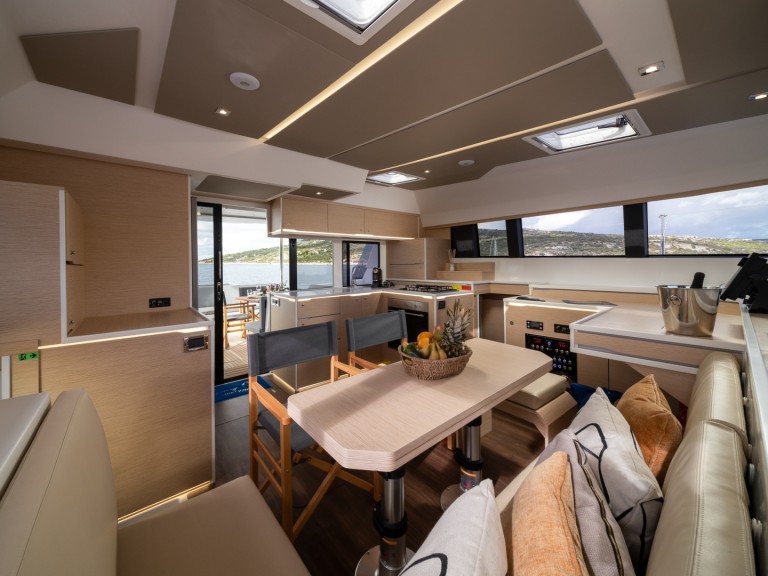 Catamaran rental in Rodi Garganico - Cervetti Cervetti 44 