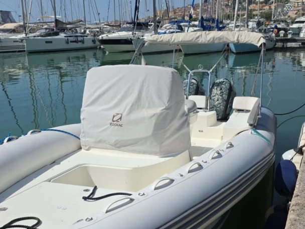 Boat rental Zodiac NZ-O 760 in Menton on Samboat