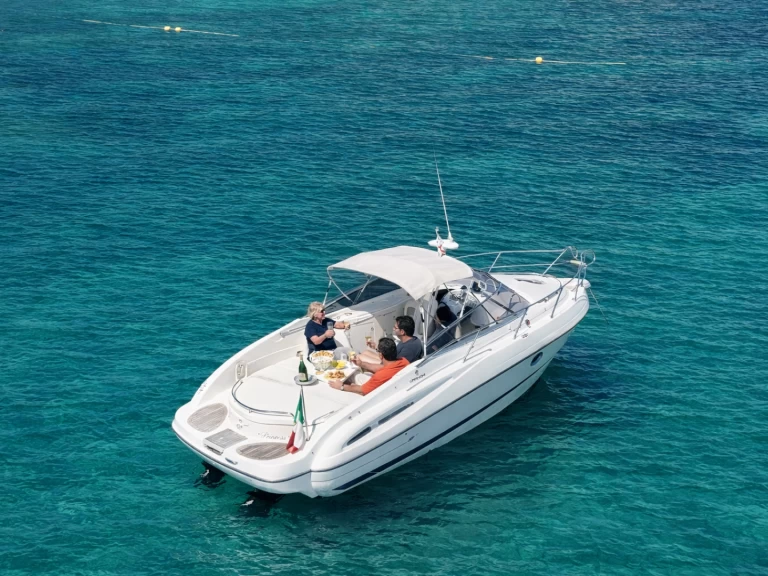 Bareboat Rental Motorboat Cranchi with a boat licence