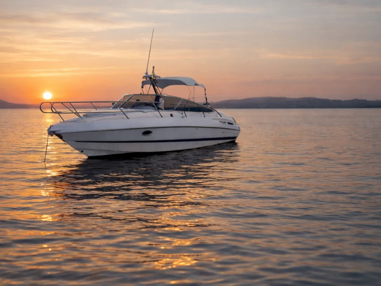 Cranchi Cranchi 28 CSL charter bareboat or captained in  La Maddalena