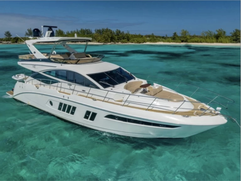 Rent a Sea Ray L 650 Fly Nassau