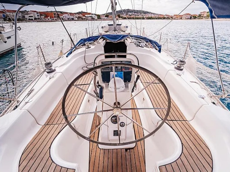 Bareboat Rental Sailboat Bavaria with a boat licence