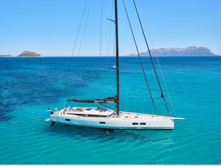 Luxury Yacht rental with or without captain Solaris Olbia