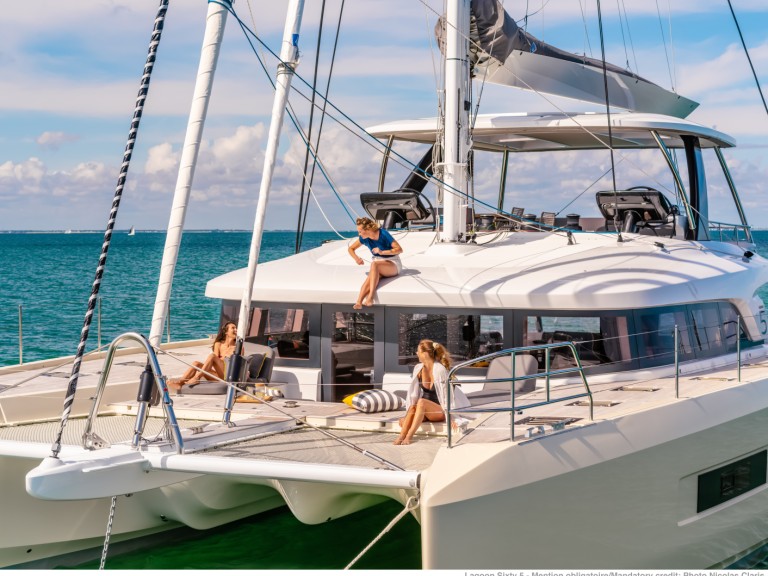Lagoon Lagoon Sixty 5 Owner's Version in Salerno on SamBoat