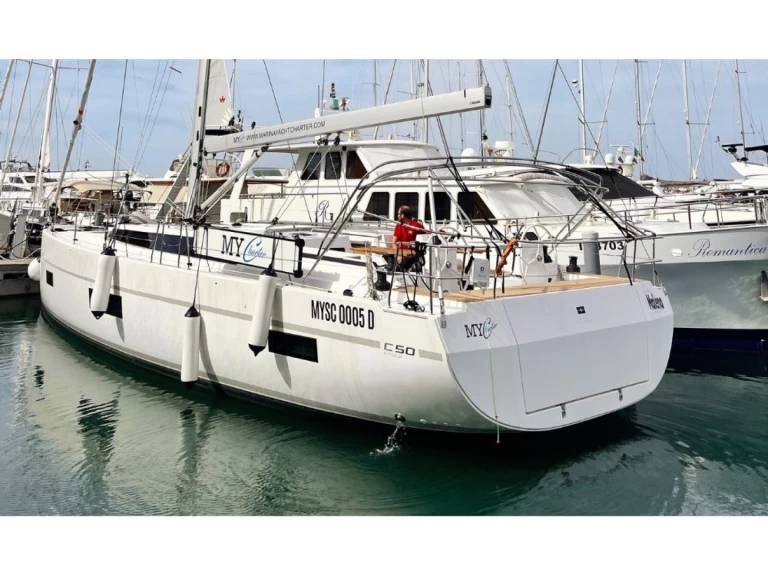 Yacht charter Cecina cheap Bavaria C50